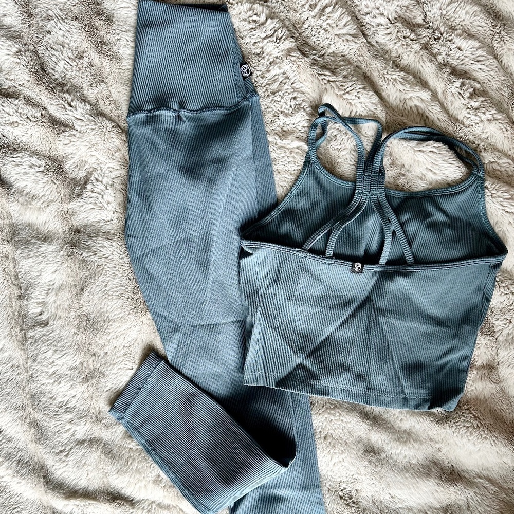 Limitless Leggings
